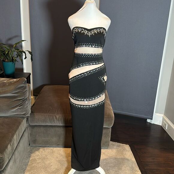 Women’s Strapless Mesh Paneled BodyCon Dress Silver Rhinestone Detail Size M NEW - Picture 1 of 14